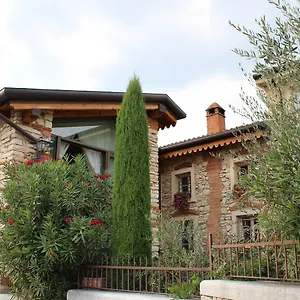 Corte Tre Vigne Bed & Breakfast