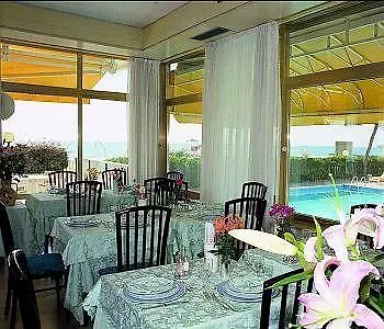 Hotel Niagara Lido di Jesolo 4*,